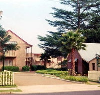 New Inn Motel - Holiday Cairns