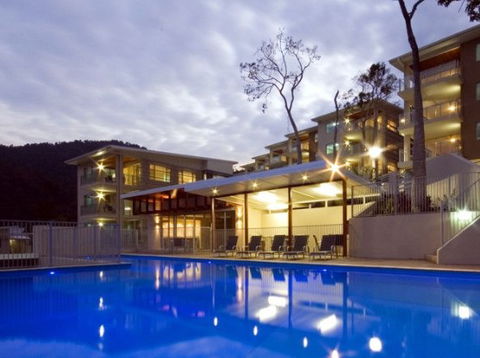 Summit Apartments Airlie Beach - Holiday Cairns 0