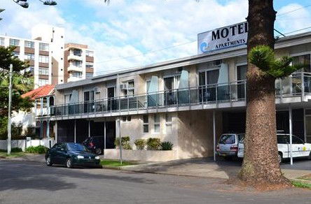 Manly Seaview Motel And Apartments - Holiday Cairns 1