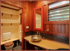 Absolute Beachfront Bamboo Hideaway - Holiday Cairns 4
