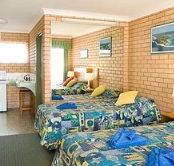 Bay Motel - Holiday Cairns