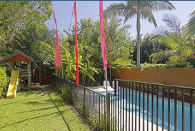 Abaca - Holiday Cairns 0