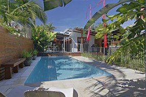 Abaca - Holiday Cairns 5