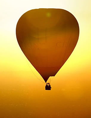 Balloon Flights Over Melbourne - Holiday Cairns 1