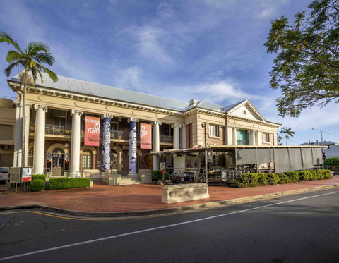 Cairns Regional Gallery - Holiday Cairns 8