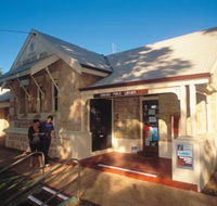 Dongara Heritage Trail - Holiday Cairns