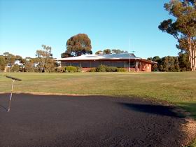 Maitland Golf Club Incorporated - Holiday Cairns 0