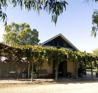 Lake Breeze Wines - Holiday Cairns