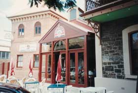 Port Dock Brewery Hotel - Holiday Cairns 0
