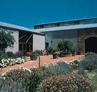 Shottesbrooke - Holiday Cairns