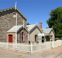 Strathalbyn and District Heritage Centre - Holiday Cairns