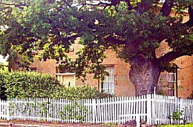 Oak Lodge - Holiday Cairns 0