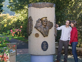 Edward 'Teddy' Sheean Memorial And Sheean Walk - Holiday Cairns 0