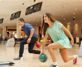 AMF Belconnen Ten Pin Bowling Centre - Holiday Cairns 0