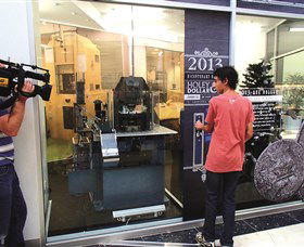 Royal Australian Mint - Holiday Cairns 0