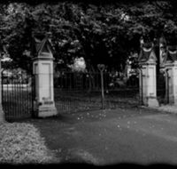 Toowong Cemetery - Holiday Cairns