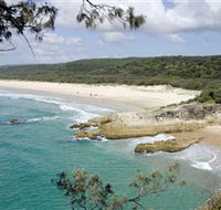 Main Beach North Stradbroke Island - Holiday Cairns