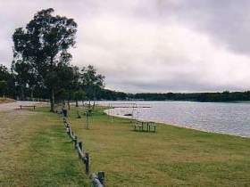 Storm King Dam - Holiday Cairns 0