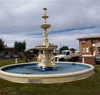 Cunnamulla War Memorial Fountain - Holiday Cairns