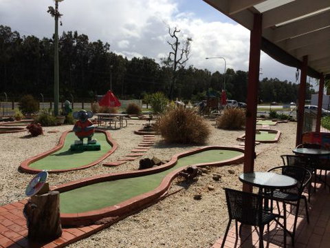 Illawarra Golf Complex - Holiday Cairns 4