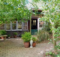 Gumnut Hideaway Gallery - Holiday Cairns