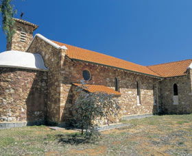 Holy Cross Church - Holiday Cairns 0