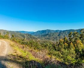 Lobs Hole Ravine 4WD Trail - Holiday Cairns 3