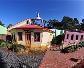 A Maze'N Things - Holiday Cairns 0