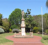 Greenmount War Memorial - Holiday Cairns