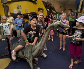 National Dinosaur Museum - Holiday Cairns 0
