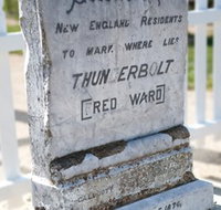 Thunderbolt's Grave - Holiday Cairns