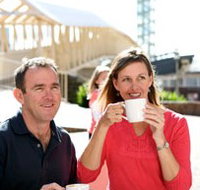 Hunter Street Outlets - Holiday Cairns