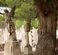West Terrace Cemetery - Holiday Cairns