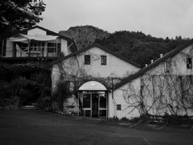 Amphora Wine Group - Holiday Cairns 0