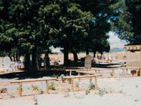 Saint Ann's Anglican Cemetery - Holiday Cairns 0