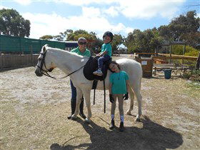 Animal Farm Goolwa - Holiday Cairns 2