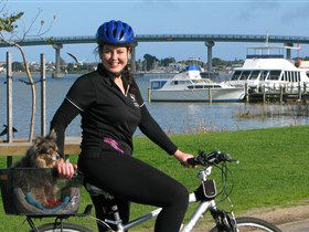 Encounter Bikeway - Holiday Cairns 1