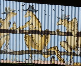 Jericho Murals - Holiday Cairns 0