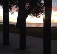 Meningie's Pelican Path - Yunti Ngopun Ngami - Holiday Cairns