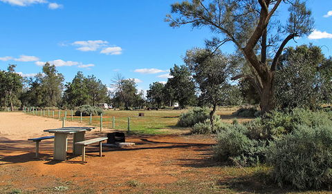 Vigars Well Picnic Area - Holiday Cairns 0