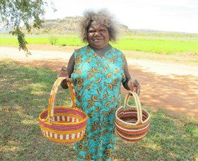 Injalak Arts And Crafts - Holiday Cairns 0