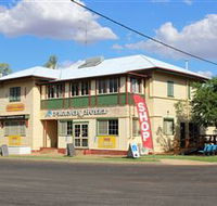 Francis Hotel Thallon - Holiday Cairns