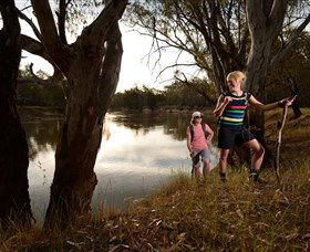 Narrandera Bike And Hike Track - Holiday Cairns 0