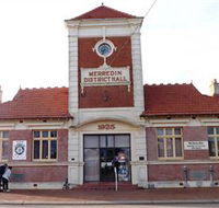 Merredin Heritage Walk - Holiday Cairns
