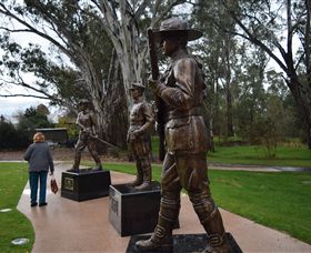 VC Memorial Park - Honouring Our Heroes - Holiday Cairns 1