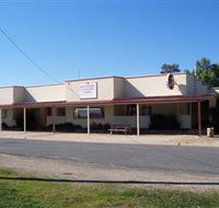 Brocklesby Hotel - Holiday Cairns