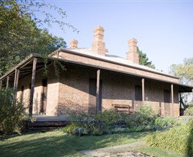 Lake View House - Holiday Cairns 0