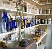 Dow's Pharmacy - Holiday Cairns