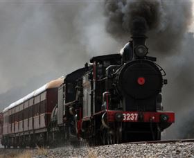 Lachlan Valley Railway - Holiday Cairns 0