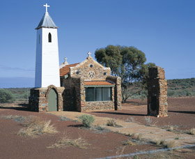 Monsignor Hawes Chapel Of St Hyacinth - Holiday Cairns 1